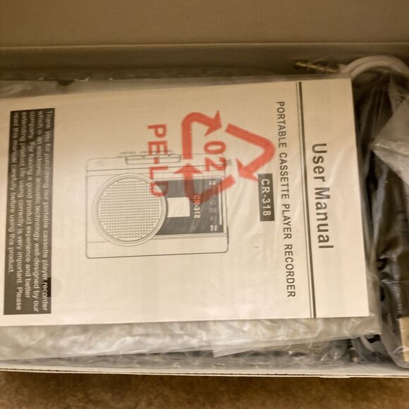 Gracioso Portable Cassette Player Recorder AM FM With Antenna Rare CR-318 NEW - Picture 8 of 8